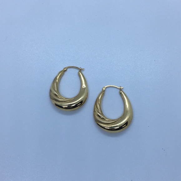 Vintage 14k yellow gold hoop earrings - Picture 2 of 4